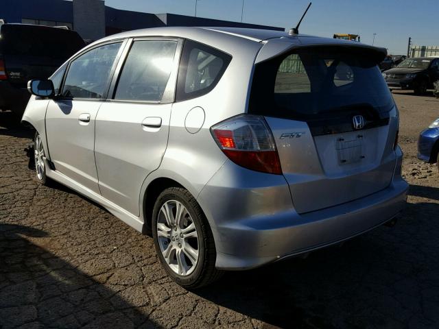 JHMGE8H50BC000899 - 2011 HONDA FIT SPORT SILVER photo 3