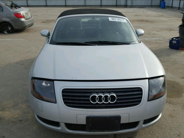 TRUUT28N521003029 - 2002 AUDI TT QUATTRO SILVER photo 9