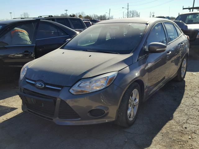 1FADP3F26EL167899 - 2014 FORD FOCUS SE GRAY photo 2