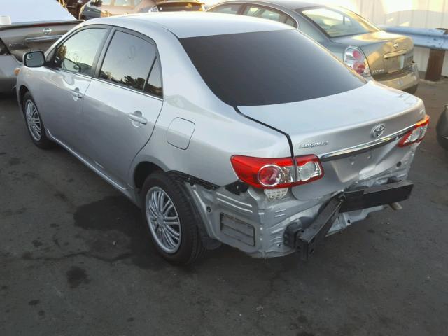 5YFBU4EE3DP158563 - 2013 TOYOTA COROLLA BA SILVER photo 3