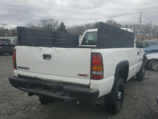 1GTHC24U06E201928 - 2006 GMC SIERRA C25 WHITE photo 4