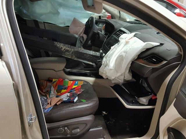 5LMCJ2C94HUL51166 - 2017 LINCOLN MKC SELECT 棕色 照片 5