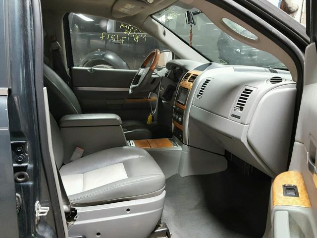 1A8HW58N48F136325 - 2008 CHRYSLER ASPEN LIMI GRAY photo 5
