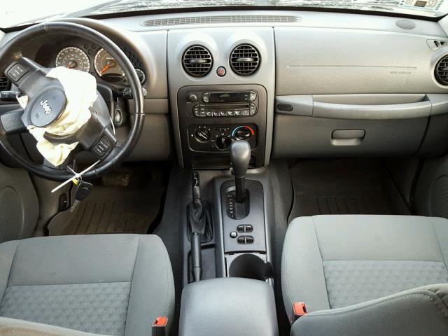 1J4GL48K87W662879 - 2007 JEEP LIBERTY SP SILVER photo 9