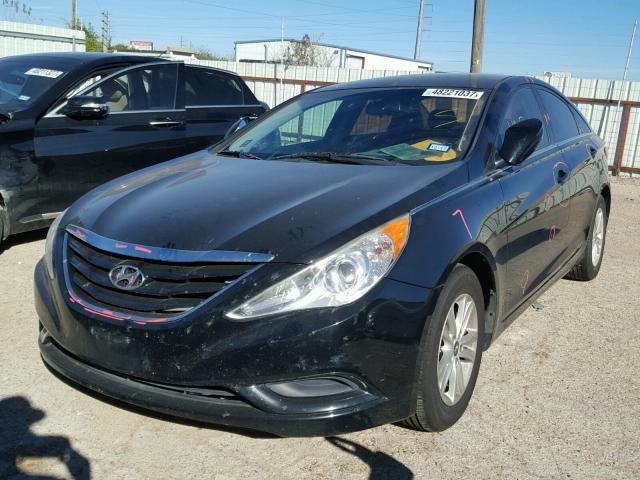 5NPEB4AC4CH381309 - 2012 HYUNDAI SONATA GLS BLACK photo 2