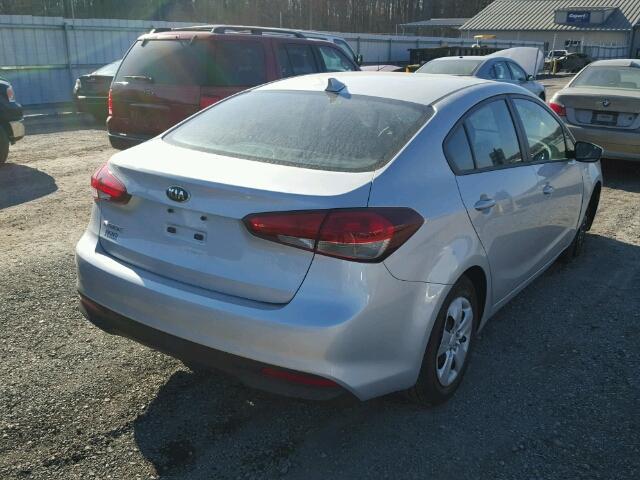 3KPFK4A72HE148354 - 2017 KIA FORTE LX SILVER photo 4