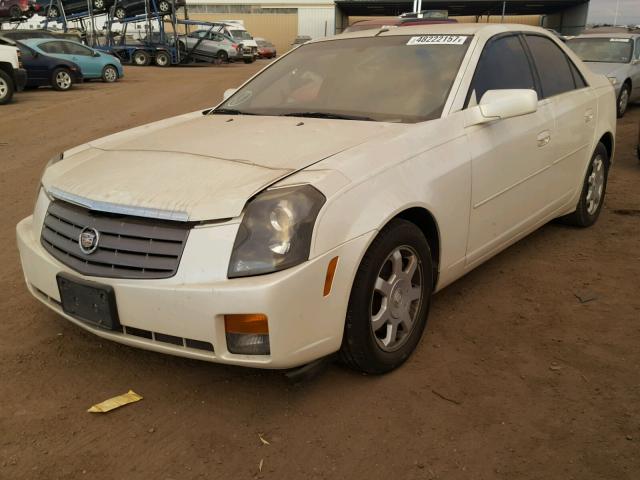 1G6DM577340105727 - 2004 CADILLAC CTS WHITE photo 2