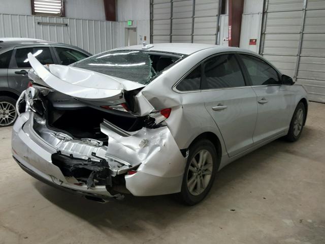 5NPE24AF9GH279911 - 2016 HYUNDAI SONATA SE SILVER photo 4