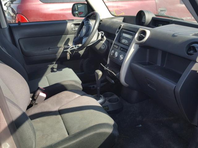 JTLKT324064102485 - 2006 TOYOTA SCION XB Plata foto 5