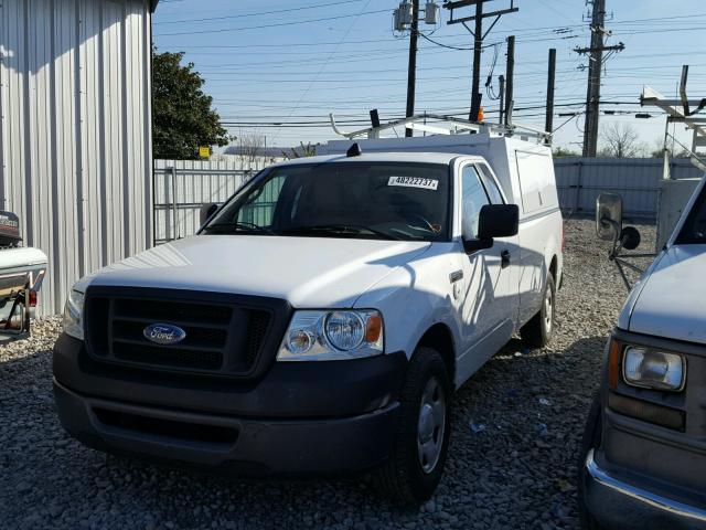 1FTRF12238KC52495 - 2008 FORD F150 WHITE photo 2