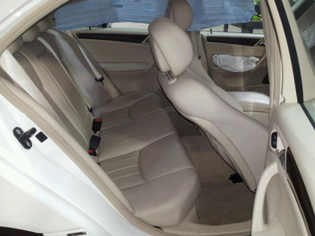 WDBRF92H06F791521 - 2006 MERCEDES-BENZ C GENERATI WHITE photo 6