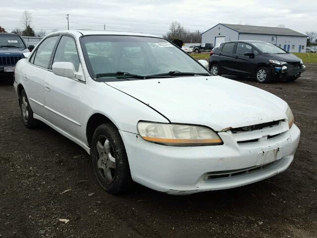 1HGCG1651WA038939 - 1998 HONDA ACCORD EX WHITE photo 1