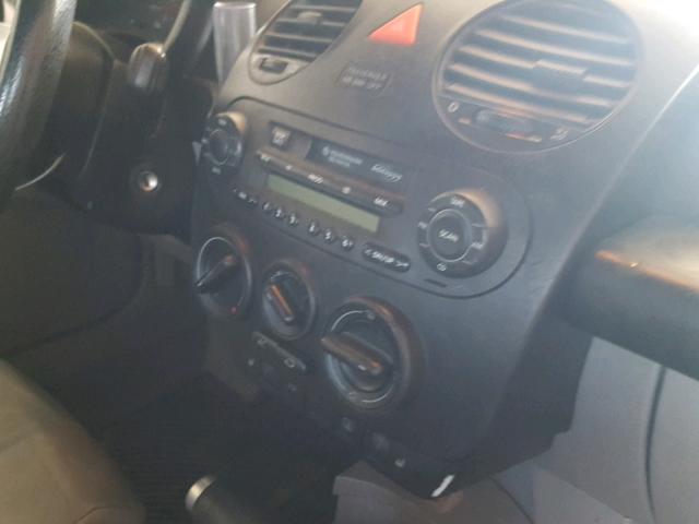 3VWCD31Y14M331242 - 2004 VOLKSWAGEN NEW BEETLE 灰色 照片 9