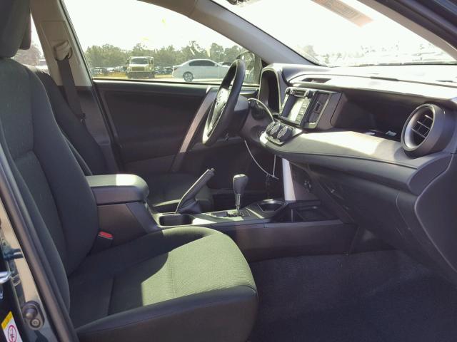 JTMZFREV0HJ130249 - 2017 TOYOTA RAV4 LE Mavi foto 5