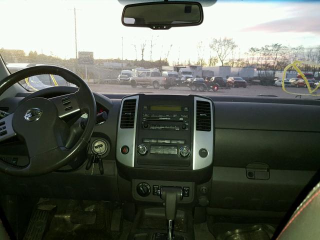 1N6AD0EV3BC441326 - 2011 NISSAN FRONTIER S SILVER photo 9