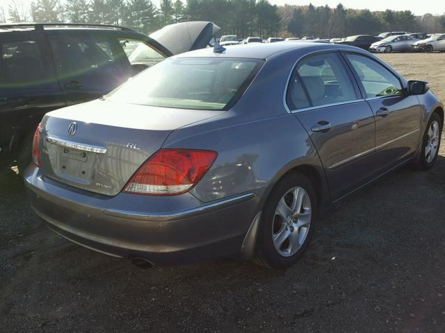 JH4KB16505C011824 - 2005 ACURA RL GRAY photo 4