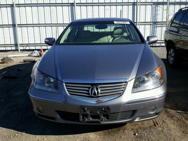 JH4KB16505C011824 - 2005 ACURA RL GRAY photo 9