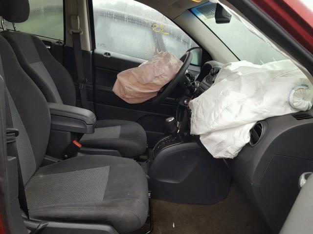 1C4NJCBA6GD633759 - 2016 JEEP COMPASS SP 栗色 照片 5