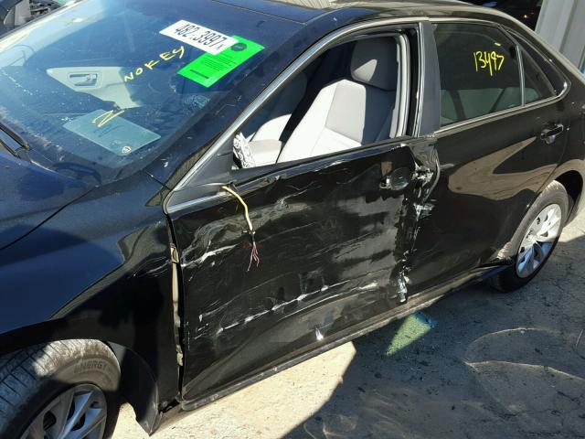 4T4BF1FK6GR559952 - 2016 TOYOTA CAMRY LE შავი ფოტო 9