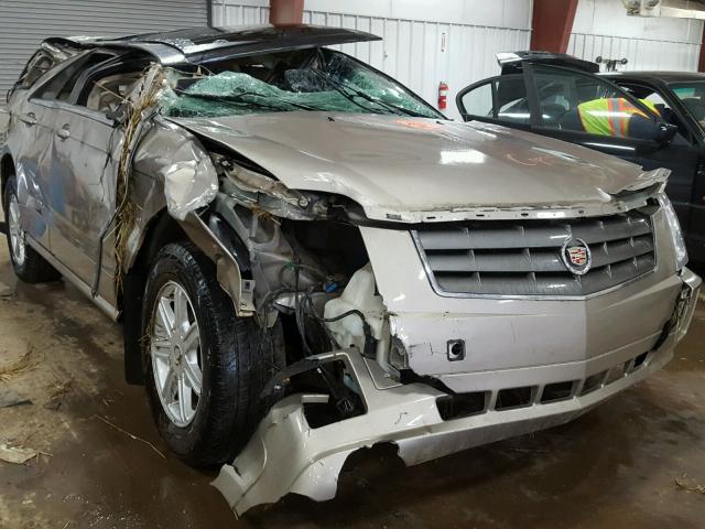 1GYDE637540121878 - 2004 CADILLAC SRX GOLD photo 1