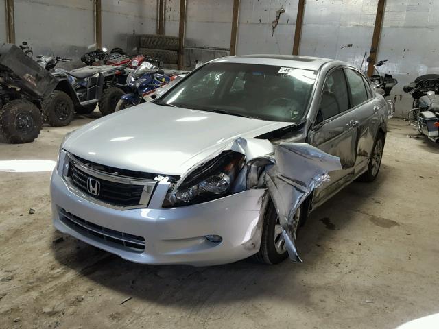 1HGCP3F88AA014734 - 2010 HONDA ACCORD EXL SILVER photo 2