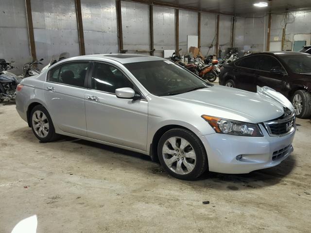 1HGCP3F88AA014734 - 2010 HONDA ACCORD EXL SILVER photo 9