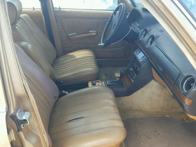 WDBAB33C7FA218573 - 1985 MERCEDES-BENZ 300 DT BEIGE photo 5