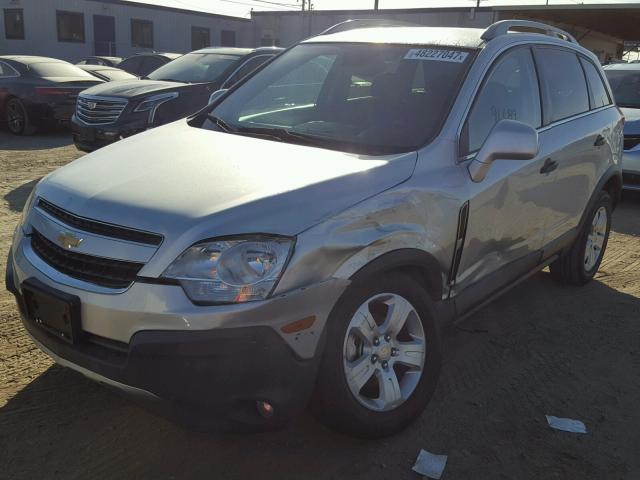 3GNAL2EK5DS572298 - 2013 CHEVROLET CAPTIVA LS 银色 照片 2