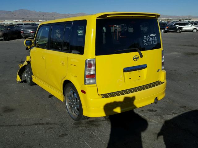 JTLKT334654014957 - 2005 TOYOTA SCION XB YELLOW photo 3