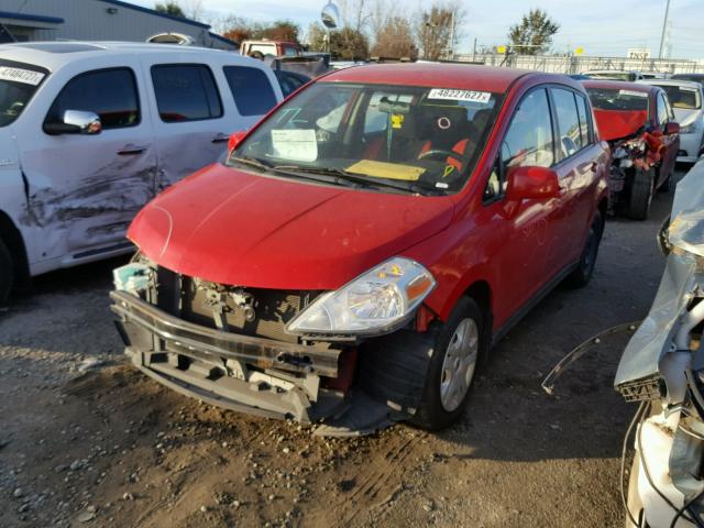 3N1BC1CP2AL460573 - 2010 NISSAN VERSA S RED photo 2