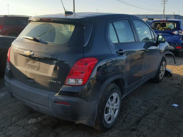 KL7CJKSB7FB251497 - 2015 CHEVROLET TRAX LS GRAY photo 4