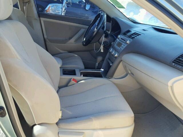 4T1BE46KX9U880877 - 2009 TOYOTA CAMRY BASE TEAL photo 5