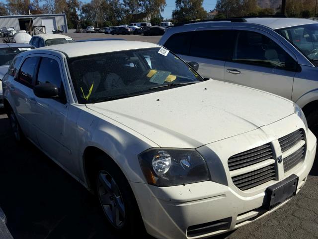 2D8FV48T75H622472 - 2005 DODGE MAGNUM SE WHITE photo 1