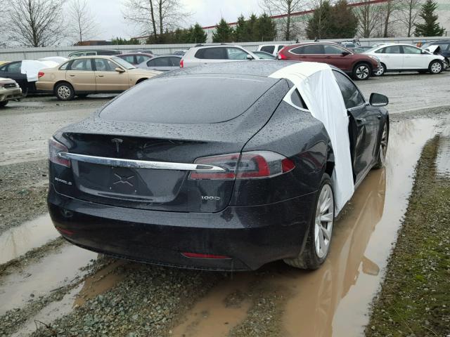 5YJSA1E21HF187316 - 2017 TESLA MODEL S BLACK photo 4