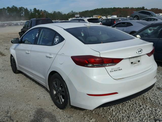 5NPD84LF3HH009307 - 2017 HYUNDAI ELANTRA SE WHITE photo 3