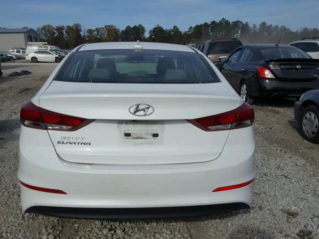 5NPD84LF3HH009307 - 2017 HYUNDAI ELANTRA SE WHITE photo 9