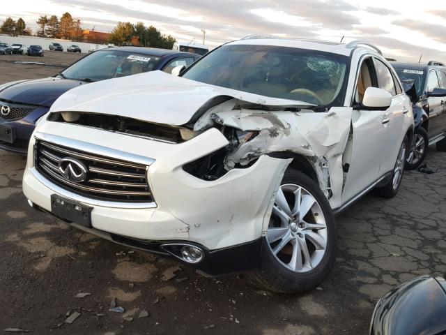 JN8CS1MW3EM410386 - 2014 INFINITI QX70 WHITE photo 2