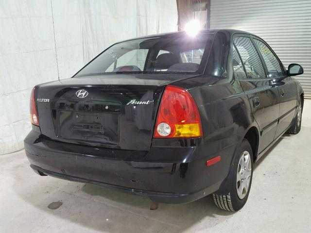 KMHCG45C85U644392 - 2005 HYUNDAI ACCENT GL BLACK photo 4