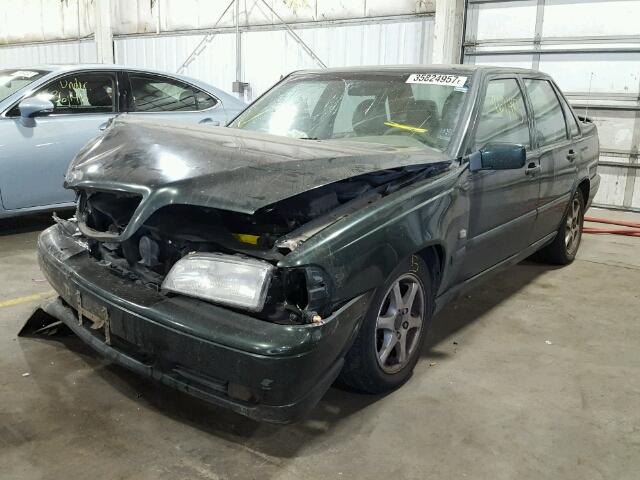 YV1LS61J1Y2657577 - 2000 VOLVO S70 BASE GREEN photo 2