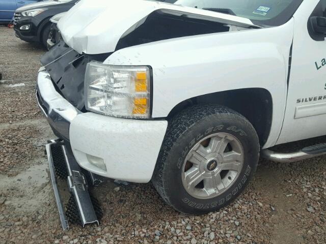 3GCPKSE30BG261134 - 2011 CHEVROLET SILVERADO WHITE photo 9