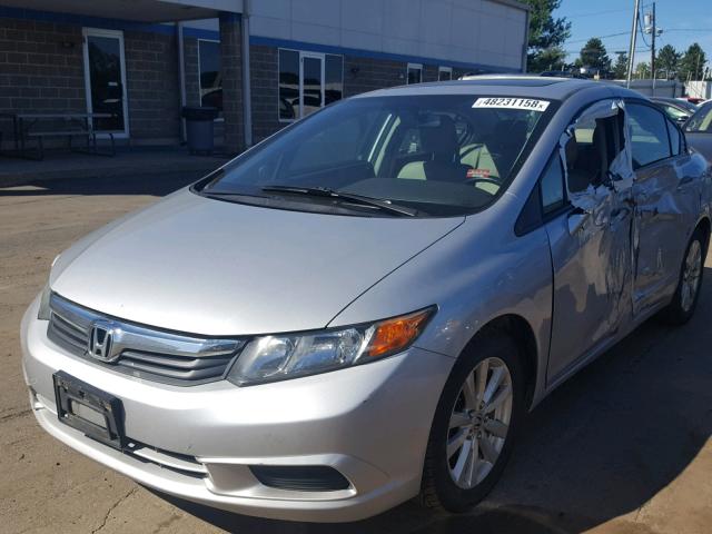 2HGFB2F98CH502746 - 2012 HONDA CIVIC EXL 银色 照片 2