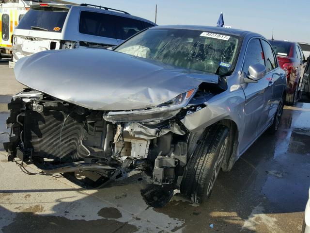 1HGCR2F93HA220566 - 2017 HONDA ACCORD EXL SILVER photo 2