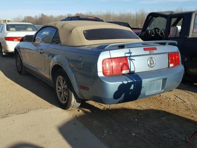 1ZVFT84N955256568 - 2005 FORD MUSTANG BLUE photo 3