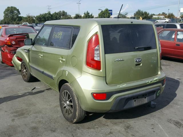 KNDJT2A51D7587825 - 2013 KIA SOUL GREEN photo 3