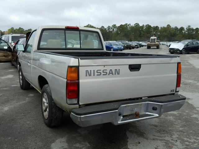 1N6SD11S2VC395997 - 1997 NISSAN TRUCK BASE SILVER photo 3