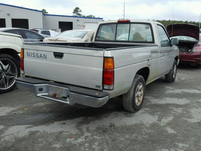 1N6SD11S2VC395997 - 1997 NISSAN TRUCK BASE SILVER photo 4