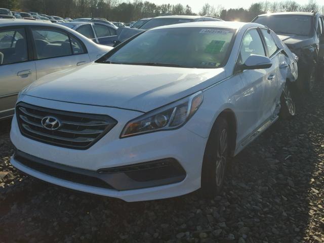 5NPE34AF4HH500183 - 2017 HYUNDAI SONATA SPO WHITE photo 2