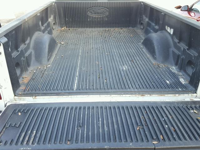 1FTRF17233NA60915 - 2003 FORD F150 WHITE photo 6