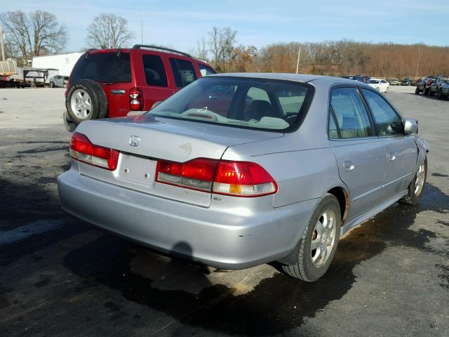 1HGCG56622A037258 - 2002 HONDA ACCORD EX SILVER photo 4