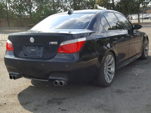 WBSNB93508CX09557 - 2008 BMW M5 CHARCOAL photo 4